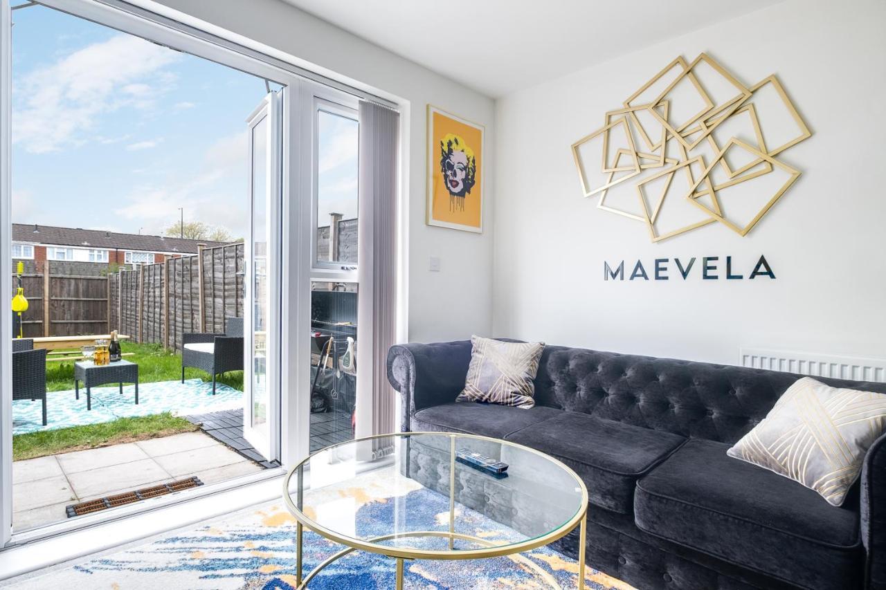 ברמינגהאם Luxury 2 Bed House City Centre ✘ Bbq & Garden ☆ Family Friendly→ Swingball & Outdoor Furniture - Free Parking → With 50 Inch Smart Tv, Free Netflix & Wifi ✘ Comfy Seating Area - By Maevela מראה חיצוני תמונה