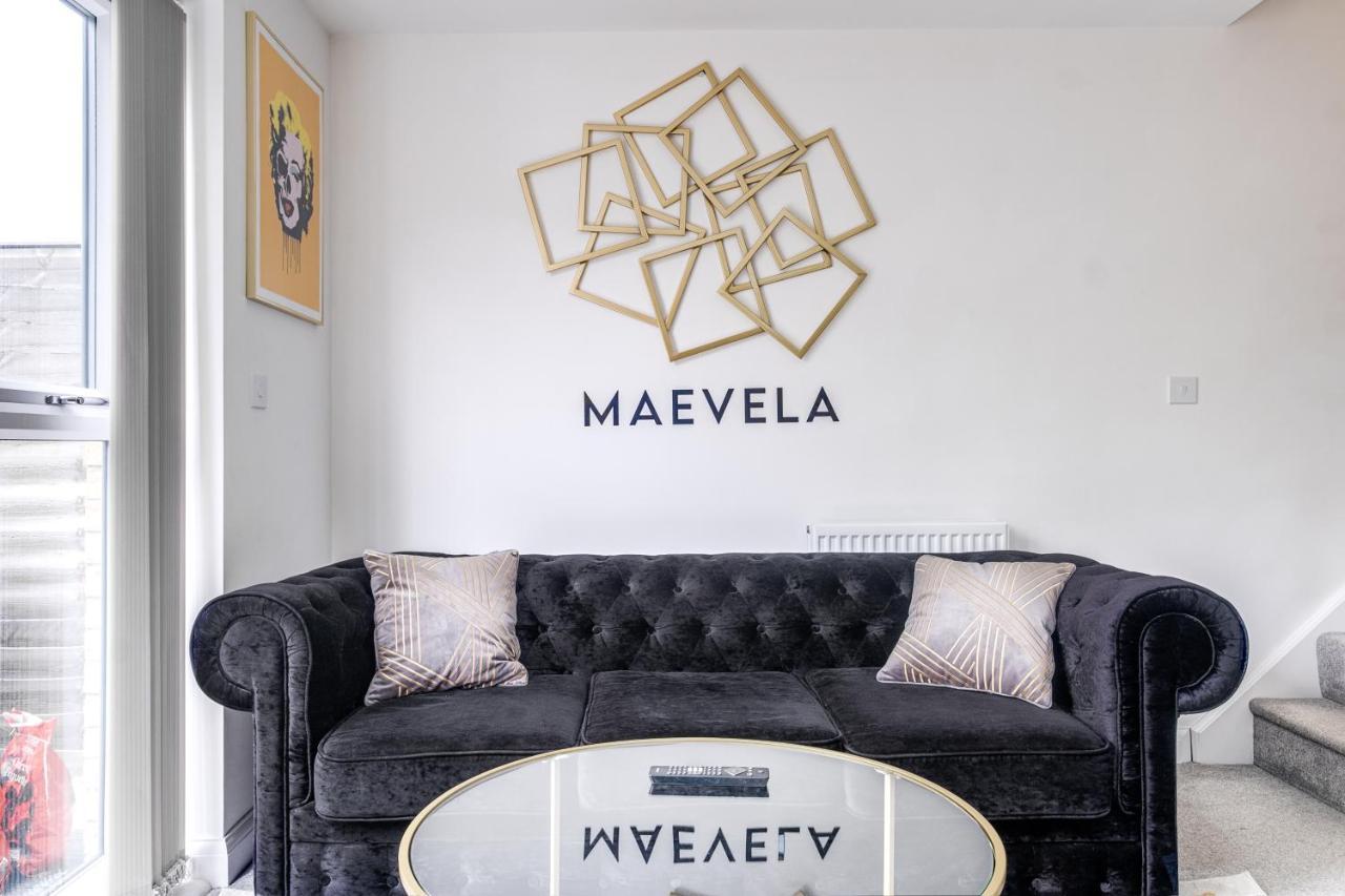 ברמינגהאם Luxury 2 Bed House City Centre ✘ Bbq & Garden ☆ Family Friendly→ Swingball & Outdoor Furniture - Free Parking → With 50 Inch Smart Tv, Free Netflix & Wifi ✘ Comfy Seating Area - By Maevela מראה חיצוני תמונה